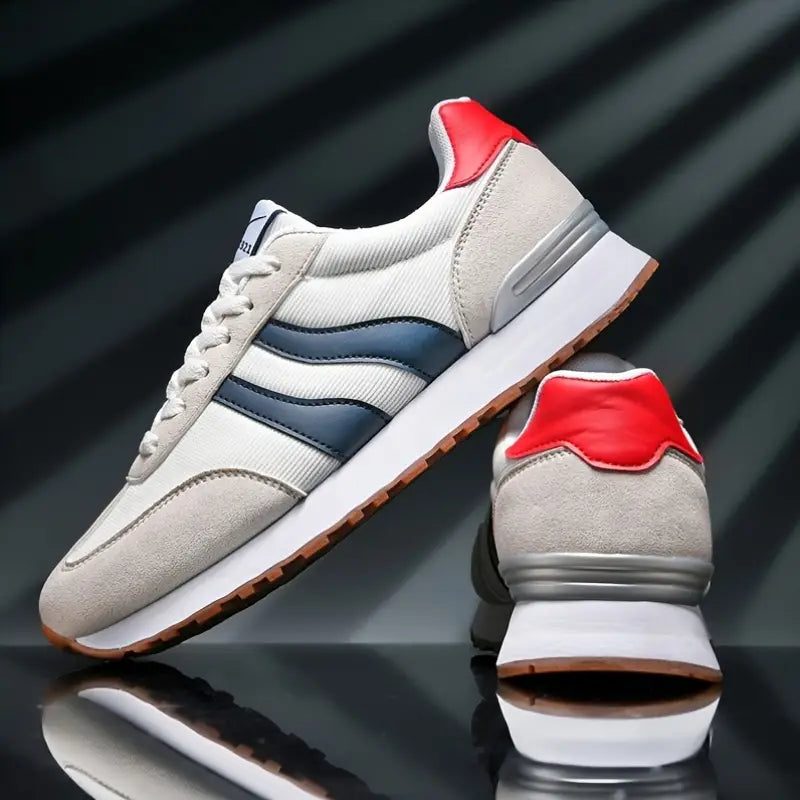 Nova Retro Sneakers